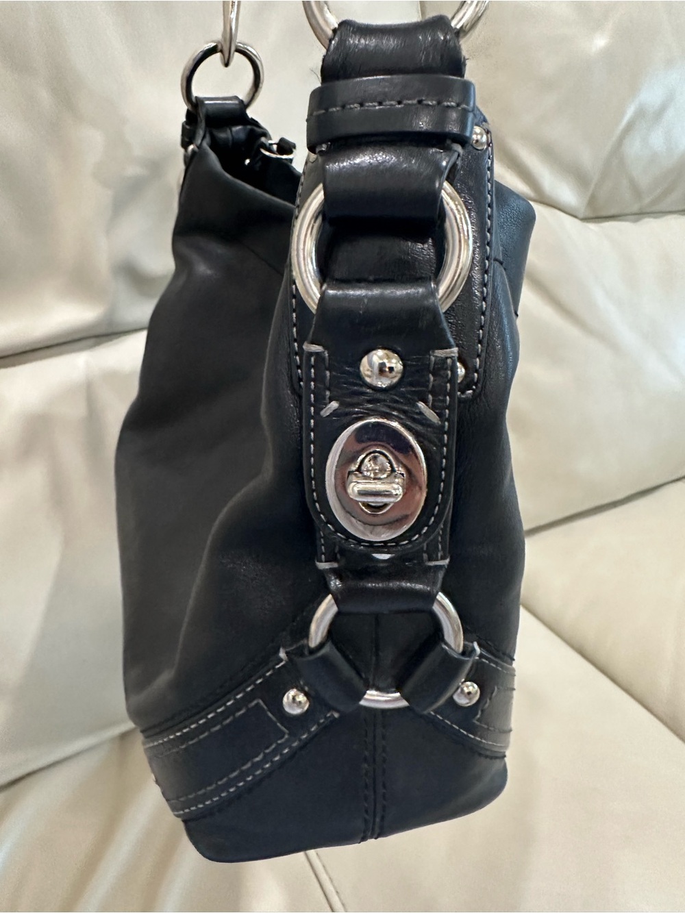 Vintage Coach Carly Black Leather Hobo Shoulder Bag. - Picture 15 of 16